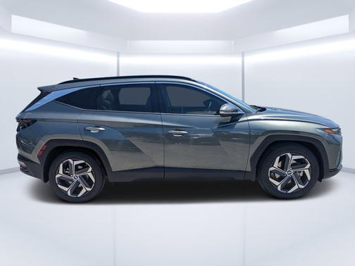 Gray 2023 Hyundai TUCSON Limited