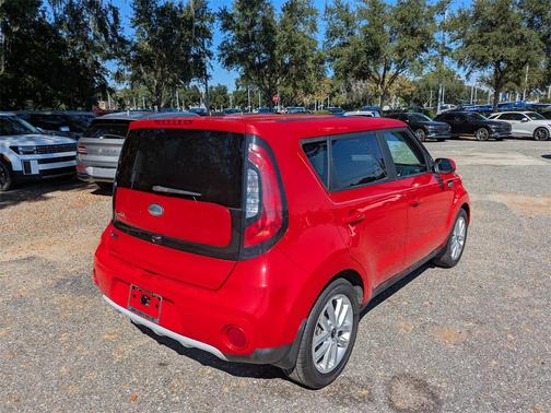 2019 Kia Soul +