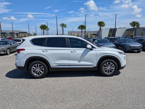 2019 Hyundai SANTA FE SE 2.4