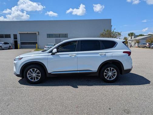 2019 Hyundai SANTA FE SE 2.4