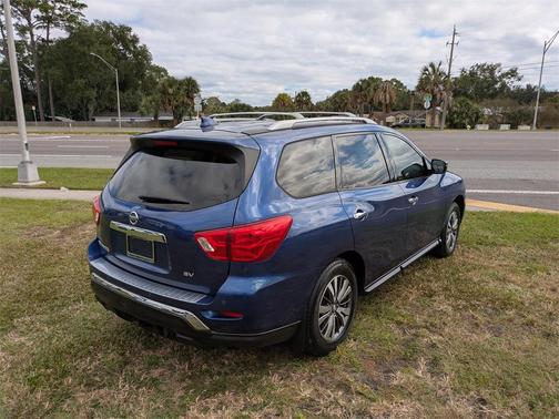 2019 Nissan Pathfinder SV
