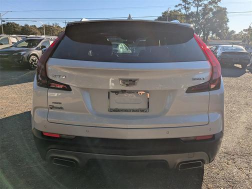 2021 Cadillac XT4 Premium Luxury