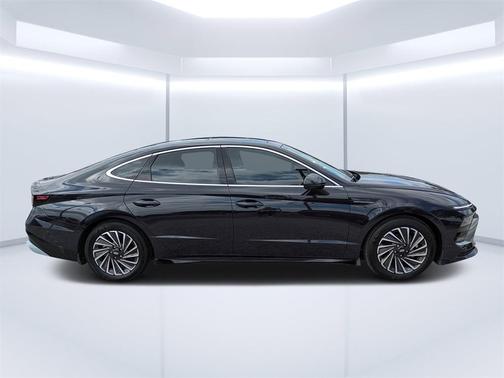 2024 Hyundai SONATA Hybrid Limited