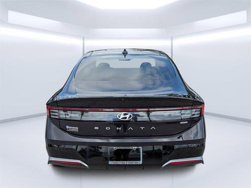2024 Hyundai SONATA Hybrid Limited