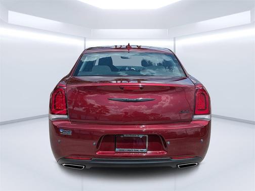 2023 Chrysler 300 Touring