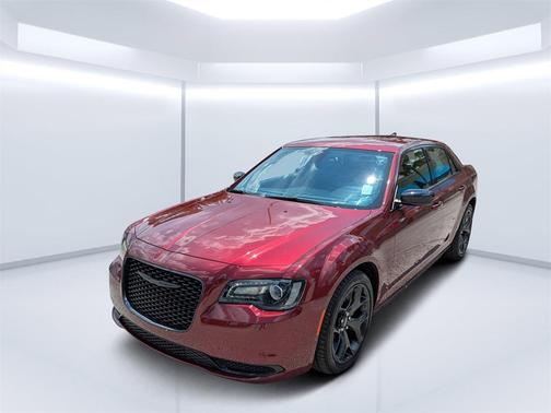 2023 Chrysler 300 Touring