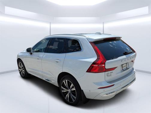 2022 Volvo XC60 B5 Inscription