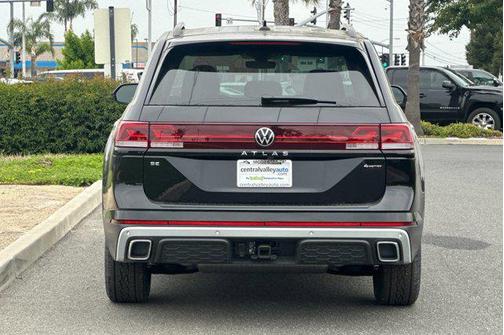 2025 Volkswagen Atlas 2.0T Peak Edition