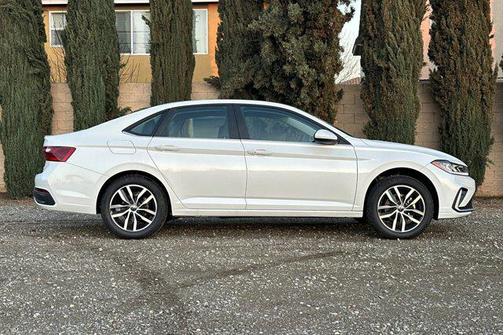 2026 Volkswagen Jetta 1.4T SE