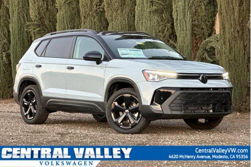 2026 Volkswagen Taos SE Black