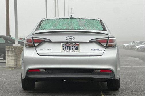 2016 Hyundai SONATA Hybrid SE