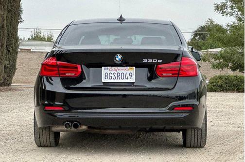 2018 BMW 330e iPerformance