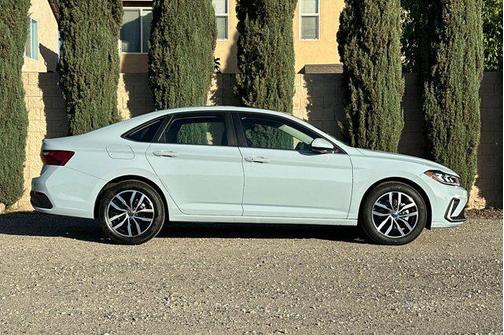 2026 Volkswagen Jetta 1.4T SE