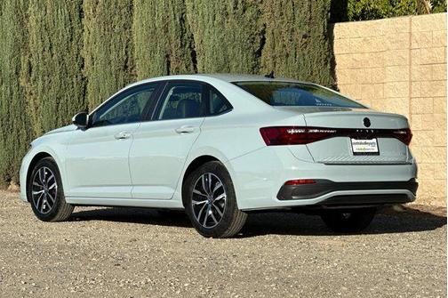 2026 Volkswagen Jetta 1.4T SE