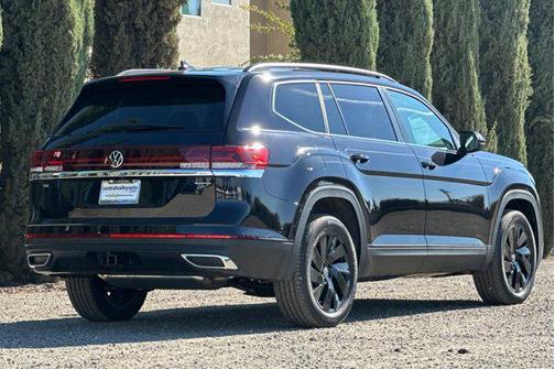 2026 Volkswagen Atlas 2.0T SE w/Technology 4MOTION