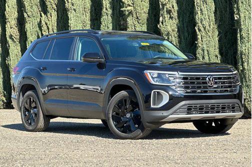 2026 Volkswagen Atlas 2.0T SE w/Technology 4MOTION