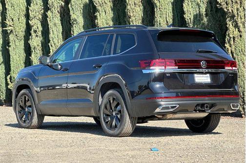 2026 Volkswagen Atlas 2.0T SE w/Technology 4MOTION