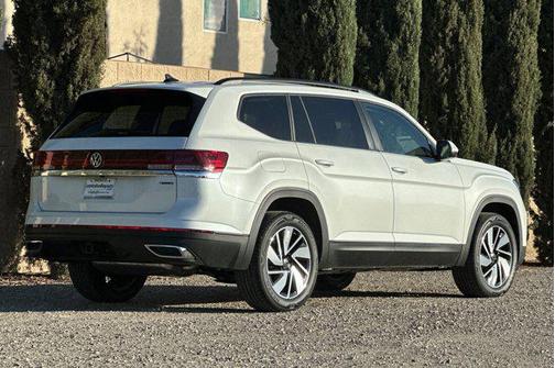 2026 Volkswagen Atlas 2.0T SE w/Technology 4MOTION
