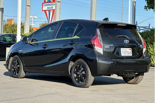 2016 Toyota Prius c Four