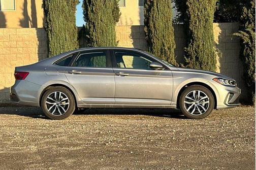 2026 Volkswagen Jetta 1.4T SE