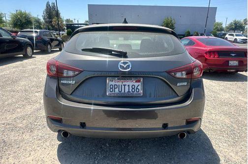2018 Mazda Mazda3 Touring