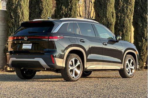 2026 Volkswagen Tiguan 2.0T SE 4MOTION