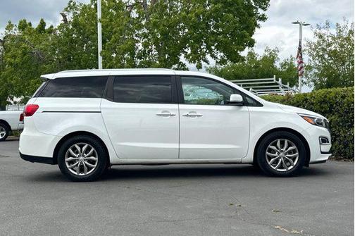 2021 Kia Sedona EX