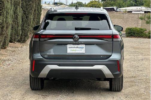 2025 Volkswagen Tiguan 2.0T SE 4MOTION