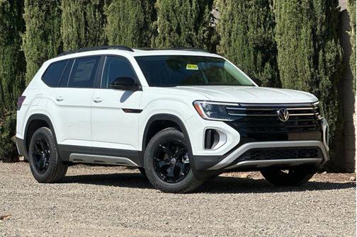 2025 Volkswagen Atlas 2.0T Peak Edition