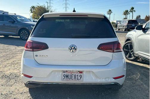 2019 Volkswagen e-Golf SE
