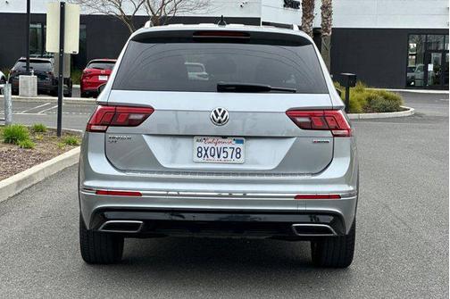 2021 Volkswagen Tiguan 2.0T SEL R-Line 4MOTION