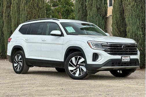2024 Volkswagen Atlas 2.0T SE w/Technology 4MOTION