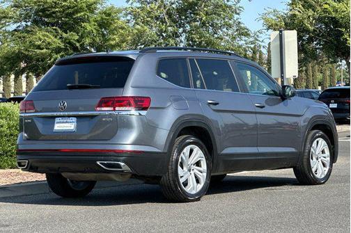 2021 Volkswagen Atlas 3.6L SE w/Technology