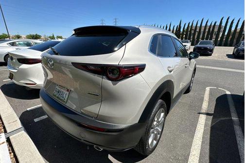 Platinum Quartz Metallic 2023 Mazda CX-30 2.5 S Select Package