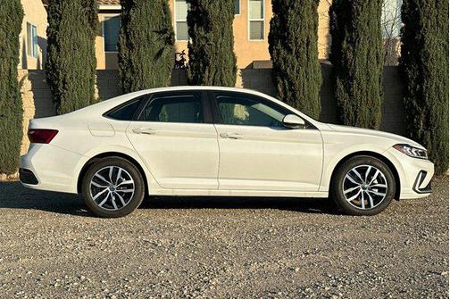 2026 Volkswagen Jetta 1.4T SE