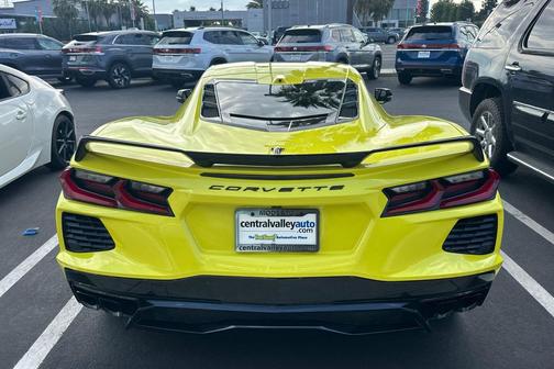 Accelerate Yellow Metallic 2023 Chevrolet Corvette Stingray w/2LT