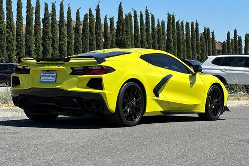Accelerate Yellow Metallic 2023 Chevrolet Corvette Stingray w/2LT