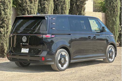 2025 Volkswagen ID. Buzz Pro S Plus with 4MOTION