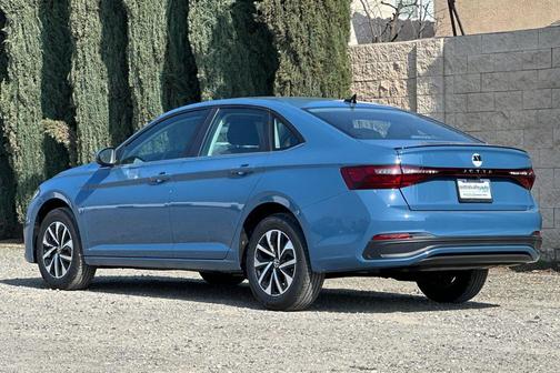 Monterey Blue Pearl 2026 Volkswagen Jetta 1.4T S