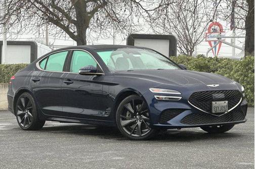 2022 Genesis G70 3.3T RWD