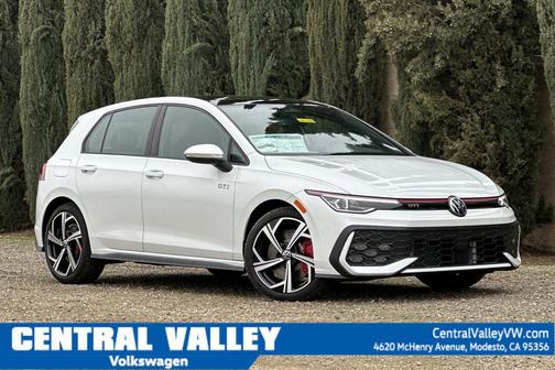Opal White Pearl 2026 Volkswagen Golf GTI 2.0T SE DSG