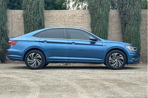 2019 Volkswagen Jetta 1.4T SEL Premium