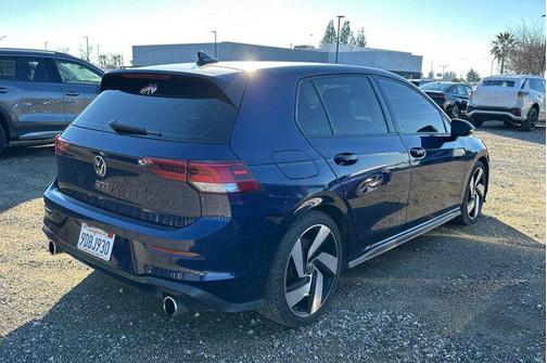 2022 Volkswagen Golf GTI 2.0T SE DSG