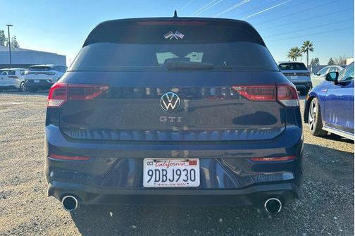 2022 Volkswagen Golf GTI 2.0T SE DSG