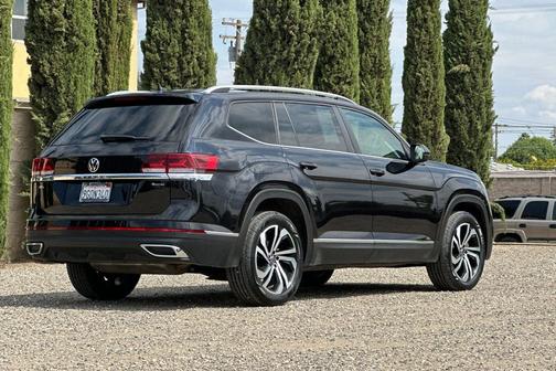 2023 Volkswagen Atlas 2.0T SEL