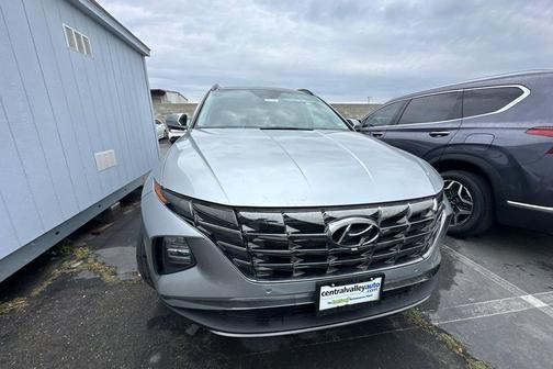 Shimmering Silver 2024 Hyundai TUCSON Limited