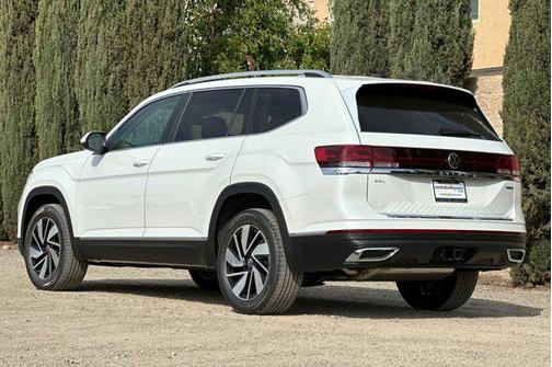 2026 Volkswagen Atlas 2.0T SEL