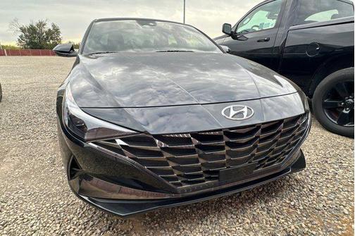 2023 Hyundai ELANTRA HEV Limited
