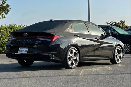 2023 Hyundai ELANTRA HEV Limited