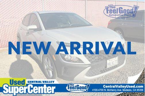 Cyber Silver 2022 Hyundai KONA SE